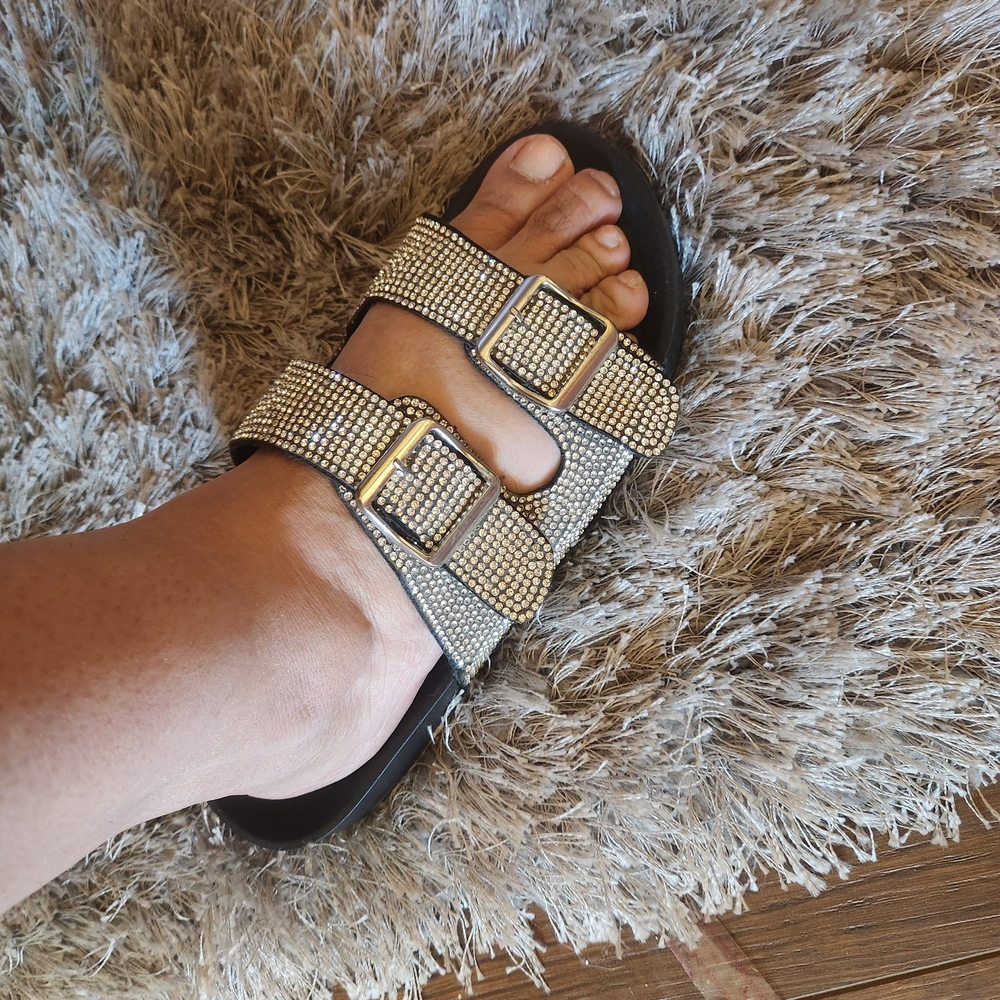 madden girl Women's Slip-On  Sandals with Dual Buckle Size 7/7.5